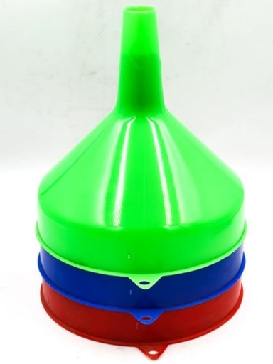 [1002902] กรวยน้ำมัน PVC 4