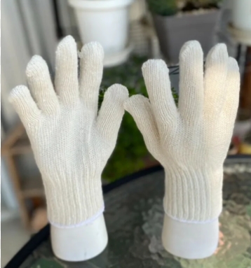 [1003309] ถุงมือผ้า ไม่ฟอก 4ขีด ขอบขาว (12 คู่)